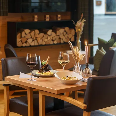 Aparthotel Rittis Alpin Dachstein 4*